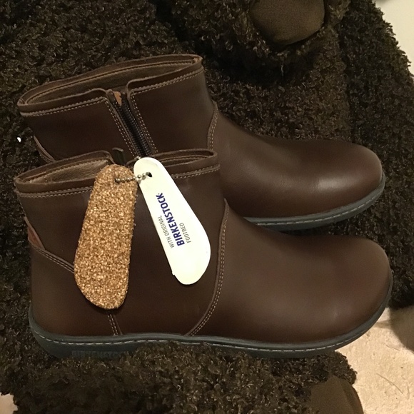 Birkenstock Shoes - BIRKENSTOCK, NWT, Chelsea boots, size 38